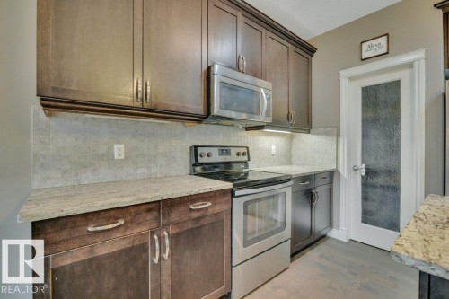 155 Kirpatrick Crescent, Leduc, AB - Indoor Photo Showing Kitchen