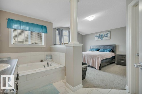 155 Kirpatrick Crescent, Leduc, AB - Indoor Photo Showing Bathroom