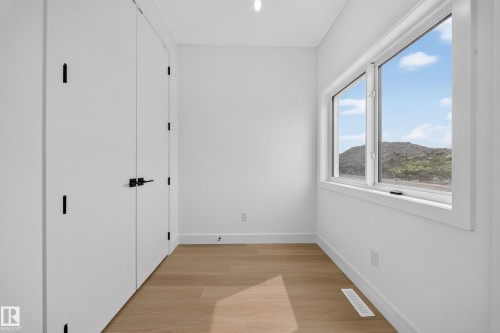 508 Robinson Boulevard, Leduc, AB - Indoor Photo Showing Other Room
