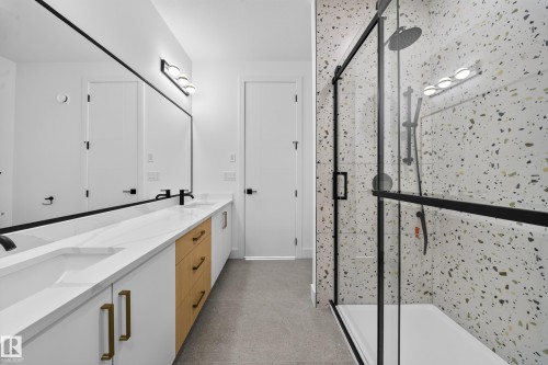 508 Robinson Boulevard, Leduc, AB - Indoor