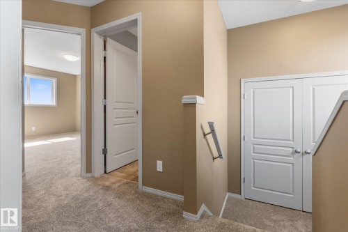 196 Brookview Way, Stony Plain, AB - Indoor Photo Showing Other Room