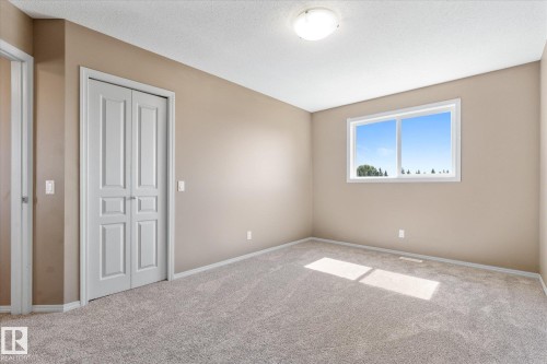 196 Brookview Way, Stony Plain, AB - Indoor Photo Showing Other Room