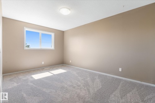 196 Brookview Way, Stony Plain, AB - Indoor Photo Showing Other Room