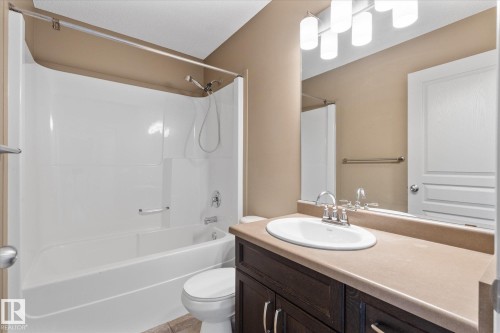 196 Brookview Way, Stony Plain, AB - Indoor Photo Showing Bathroom