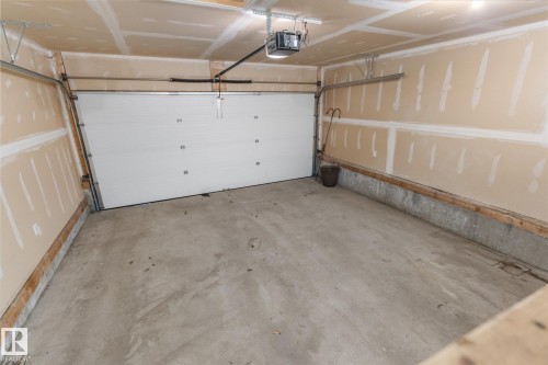 196 Brookview Way, Stony Plain, AB - Indoor Photo Showing Garage