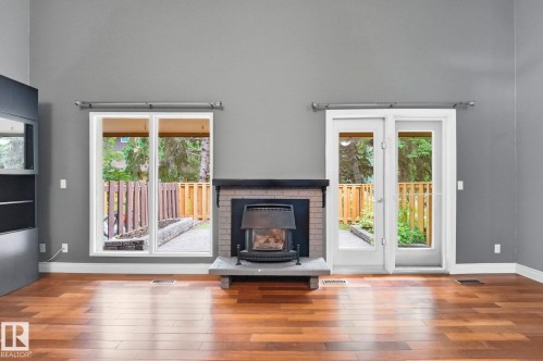 48 Glaewyn Estates, St. Albert, AB - Indoor Photo Showing Living Room With Fireplace