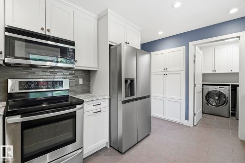 48 Glaewyn Estates, St. Albert, AB - Indoor Photo Showing Kitchen With Stainless Steel Kitchen