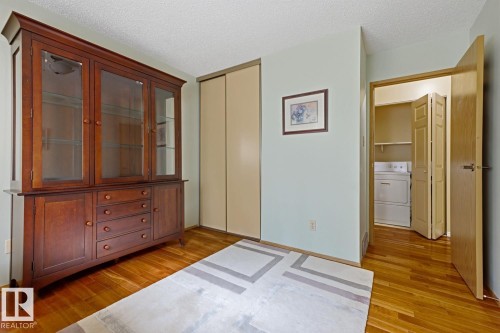 117 Oeming Road Nw, Edmonton, AB - Indoor