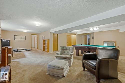 117 Oeming Road Nw, Edmonton, AB - Indoor