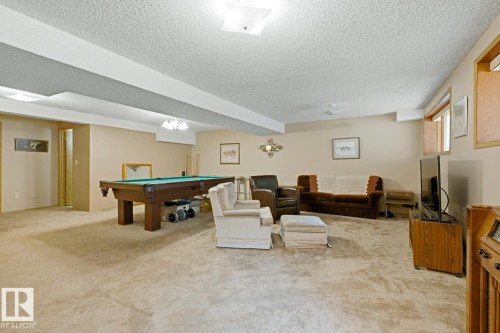 117 Oeming Road Nw, Edmonton, AB - Indoor