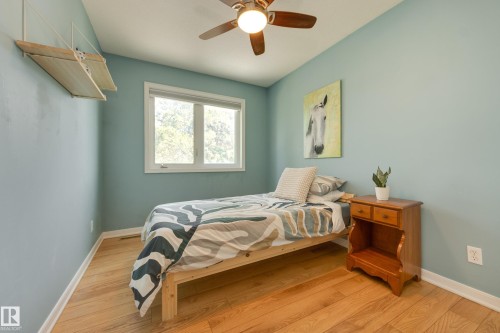 10644 65 Avenue Nw, Edmonton, AB - Indoor Photo Showing Bedroom