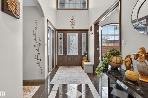 1213 Cunningham Drive Sw, Edmonton, AB - Indoor Photo Showing Other Room
