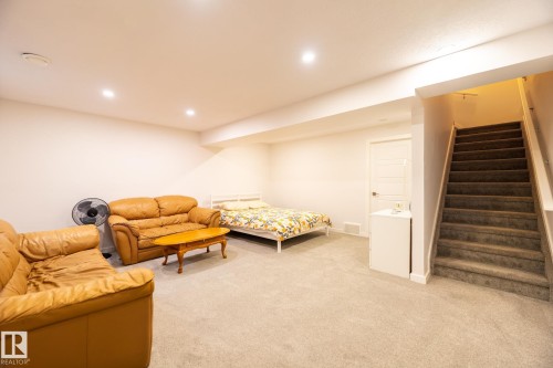 #4 3710 Allan Dr Sw, Edmonton, AB - Indoor