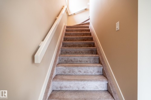 2312 Casey Cres Sw, Edmonton, AB - Indoor Photo Showing Other Room
