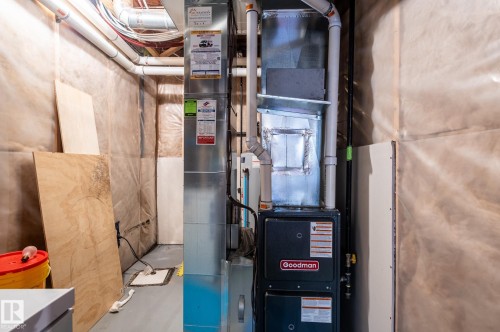 2312 Casey Cres Sw, Edmonton, AB - Indoor Photo Showing Basement