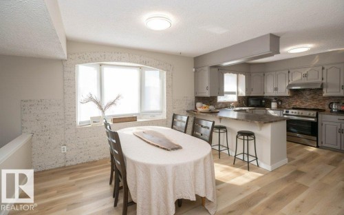 10737 108A Avenue, Westlock, AB - Indoor