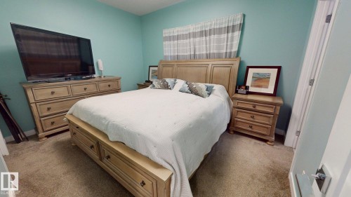 #2 14715 125 St Nw, Edmonton, AB - Indoor Photo Showing Bedroom