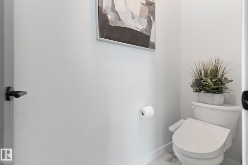 55 Maple Crescent, Gibbons, AB - Indoor Photo Showing Bathroom