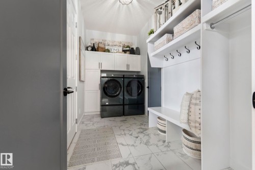 55 Maple Crescent, Gibbons, AB - Indoor Photo Showing Laundry Room