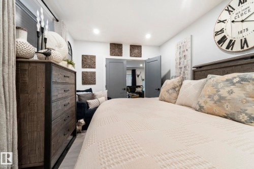 55 Maple Crescent, Gibbons, AB - Indoor Photo Showing Bedroom