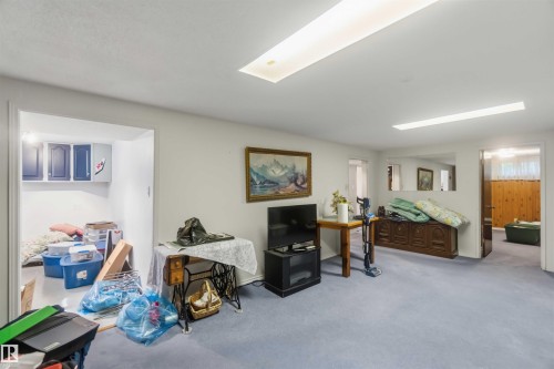Additional content - 8031 135A Avenue Nw, Edmonton, AB - Indoor