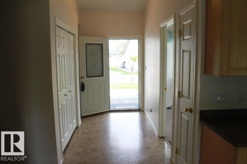 Tofield, AB - Indoor Photo Showing Other Room