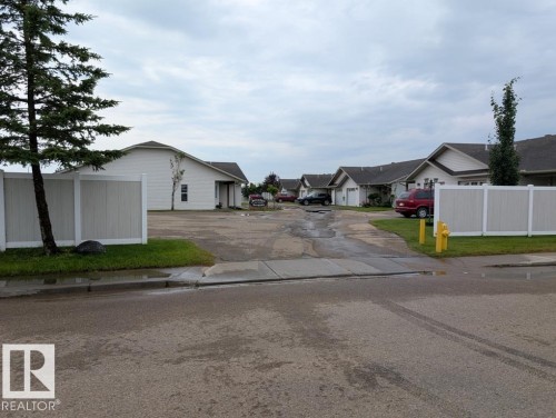 Tofield, AB - Outdoor