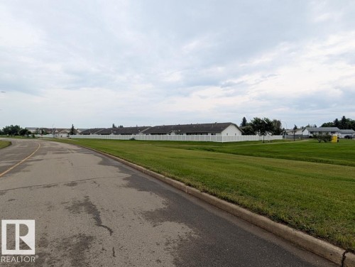 Tofield, AB - Outdoor With View
