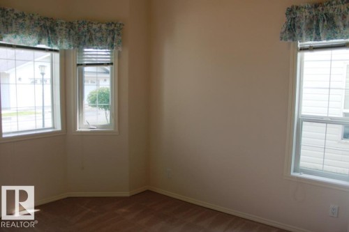 Tofield, AB - Indoor Photo Showing Other Room