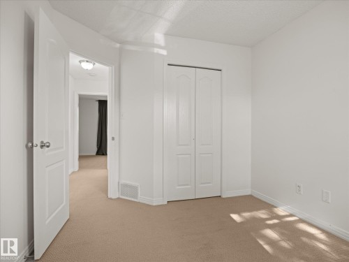 1502 Grant Way Nw, Edmonton, AB - Indoor Photo Showing Other Room