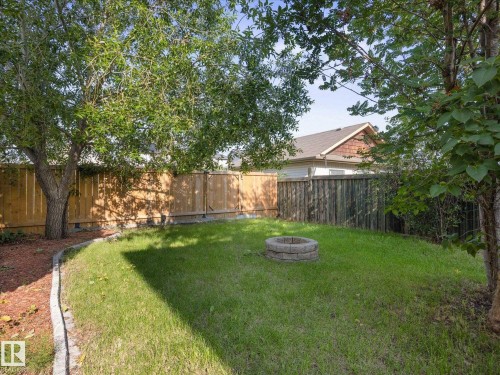 1502 Grant Way Nw, Edmonton, AB - Outdoor With Backyard