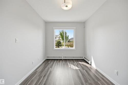 #117 812 Welsh Dr Sw, Edmonton, AB - Indoor Photo Showing Other Room
