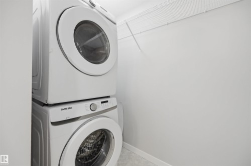 #117 812 Welsh Dr Sw, Edmonton, AB - Indoor Photo Showing Laundry Room