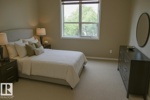 #434 10023 110 St Nw, Edmonton, AB - Indoor Photo Showing Bedroom