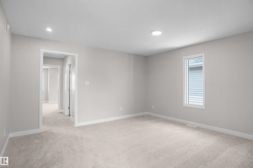 7235 182 Avenue Nw, Edmonton, AB - Indoor Photo Showing Other Room