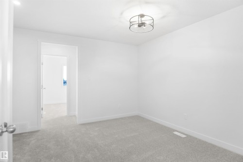 8448 183 Avenue Nw, Edmonton, AB - Indoor Photo Showing Other Room