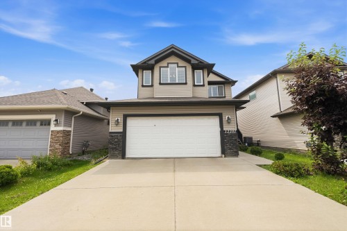 12207 172 Avenue Nw, Edmonton, AB - Outdoor
