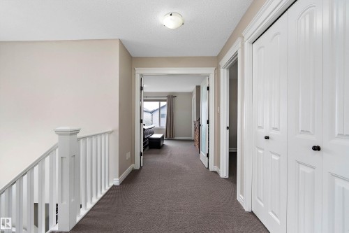 12207 172 Avenue Nw, Edmonton, AB - Indoor Photo Showing Other Room