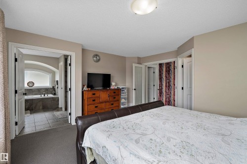 12207 172 Avenue Nw, Edmonton, AB - Indoor Photo Showing Bedroom