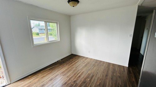1016 16 Avenue, Cold Lake, AB - Indoor Photo Showing Other Room