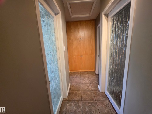 3822 114 Avenue Nw, Edmonton, AB - Indoor Photo Showing Other Room