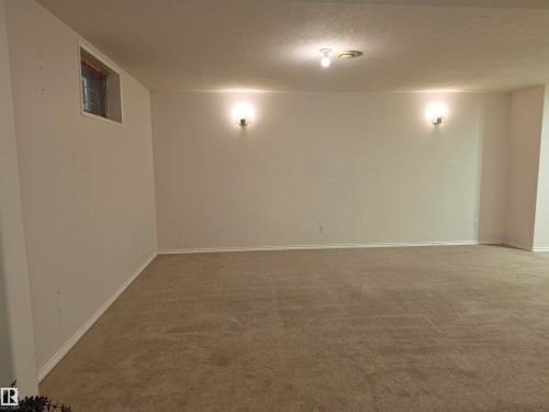 3822 114 Avenue Nw, Edmonton, AB - Indoor Photo Showing Other Room