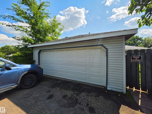 3822 114 Avenue Nw, Edmonton, AB - Outdoor