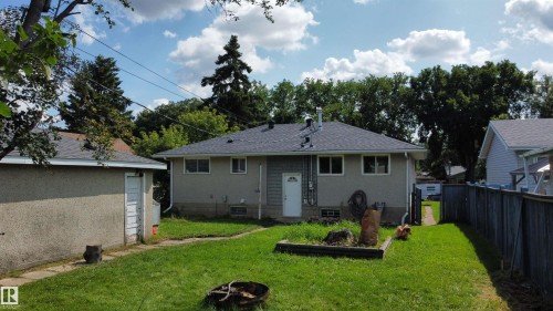 3822 114 Avenue Nw, Edmonton, AB - Outdoor
