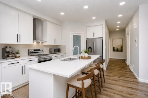 80 Lemon Close, Spruce Grove, AB - Indoor Photo Showing Kitchen With Double Sink With Upgraded Kitchen