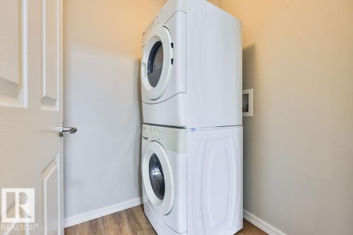 #411 2204 44 Av Nw, Edmonton, AB - Indoor Photo Showing Laundry Room