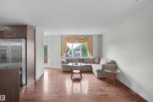 1708 65 Street Sw, Edmonton, AB - Indoor Photo Showing Living Room