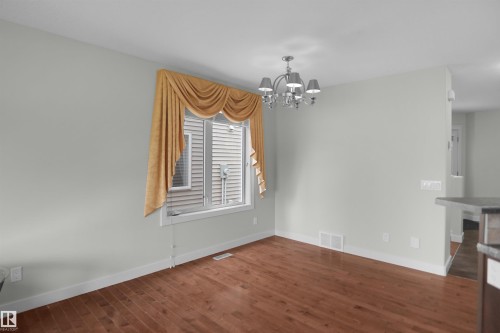 1708 65 Street Sw, Edmonton, AB - Indoor Photo Showing Other Room