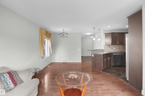 1708 65 Street Sw, Edmonton, AB - Indoor