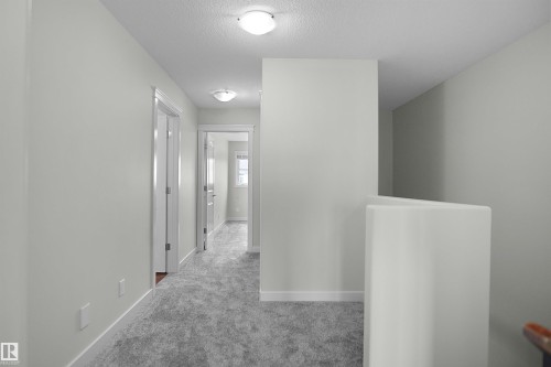 1708 65 Street Sw, Edmonton, AB - Indoor Photo Showing Other Room